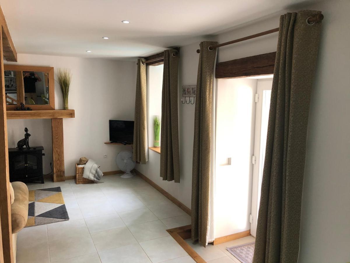The Walnut Tree Chambre D'Hotes Le Dorat Buitenkant foto